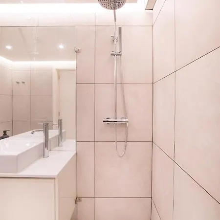 Lusíadas 53 2ºe Apartamento Lisboa